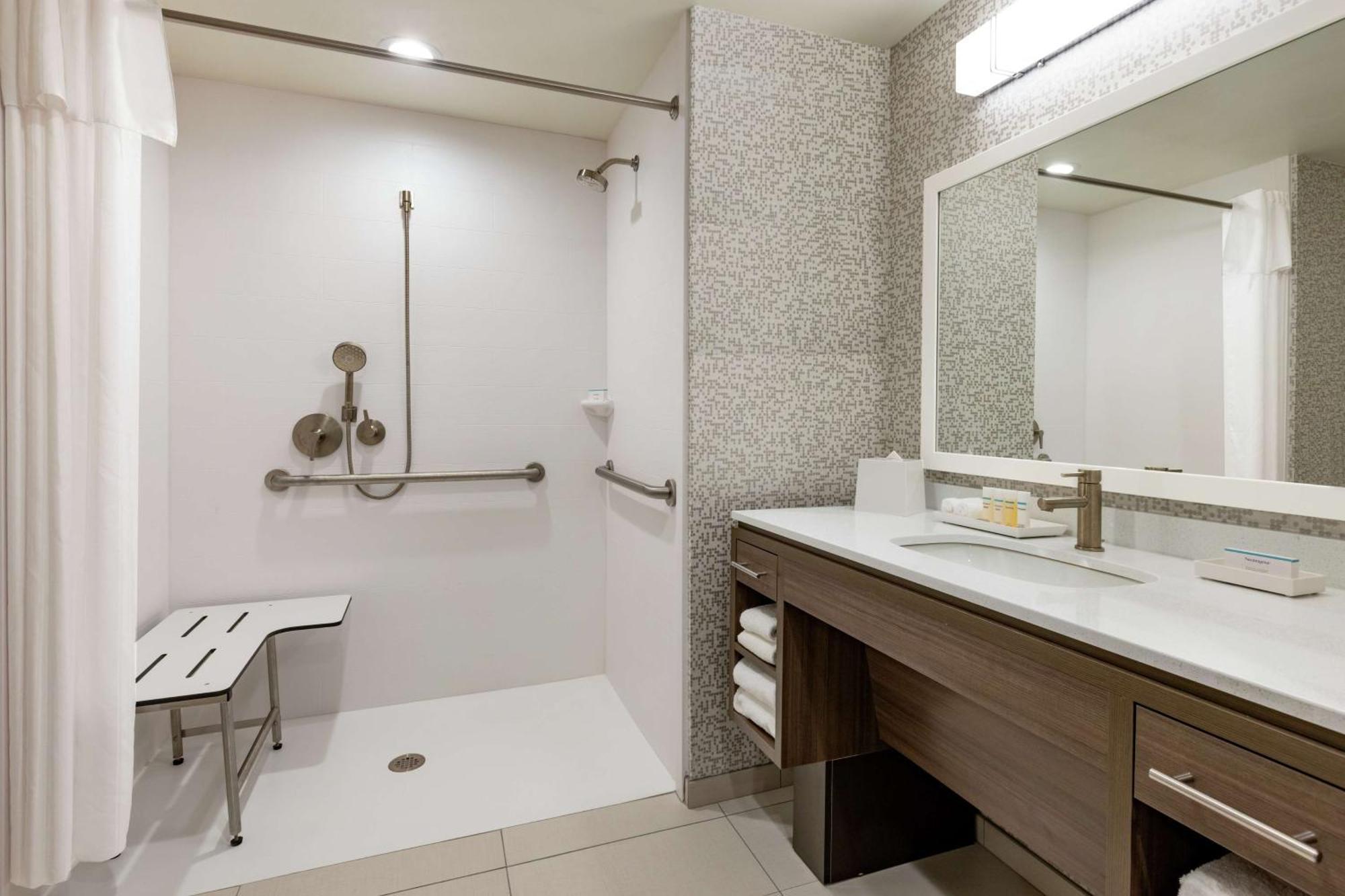 Home2 Suites By Hilton New Brunswick, Nj المظهر الخارجي الصورة